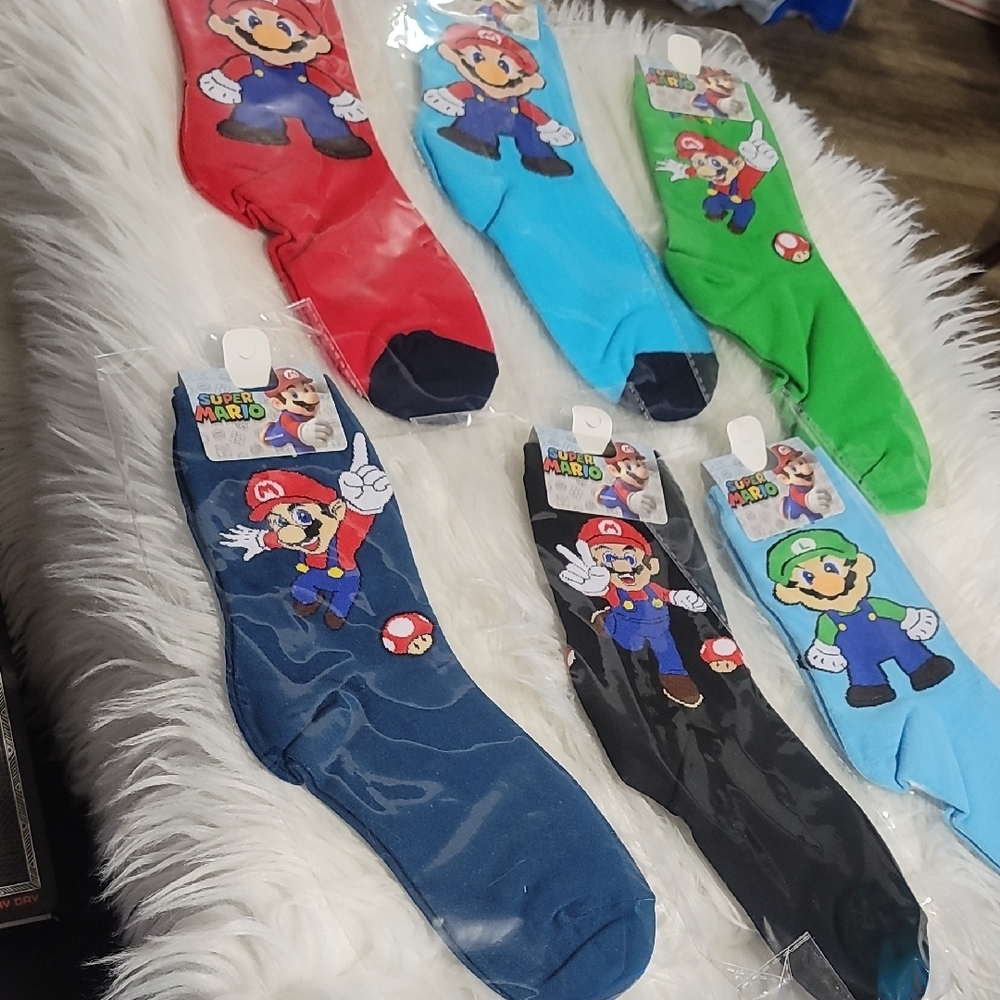 Nintendo Men's Colorful Socks Set